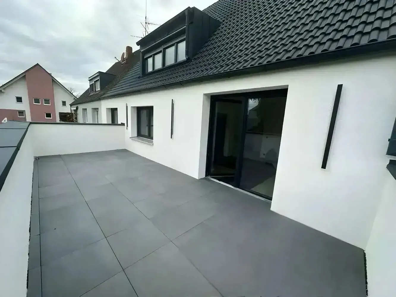 4 Zimmer Wohnung mit 114 m² in Nürnberg – Bild 1