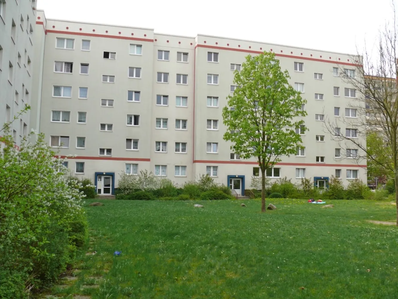 5 room apartment with 100 m² in Berlin – Photo 5