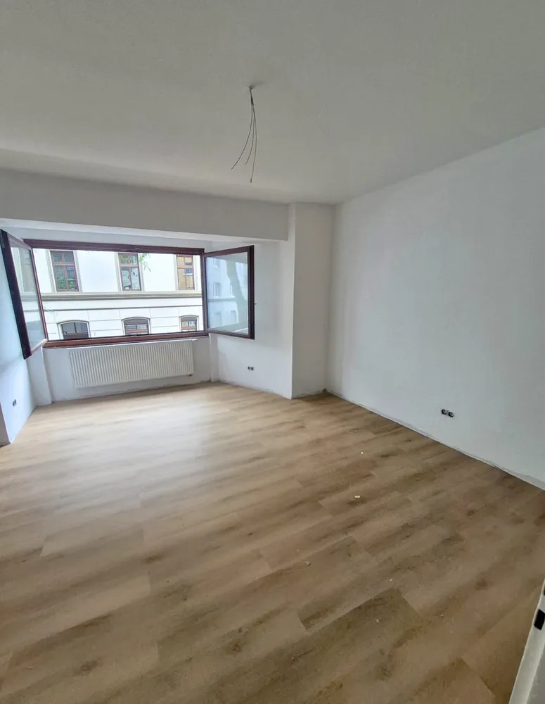2 Zimmer Wohnung mit 50 m² in Düsseldorf – Bild 2