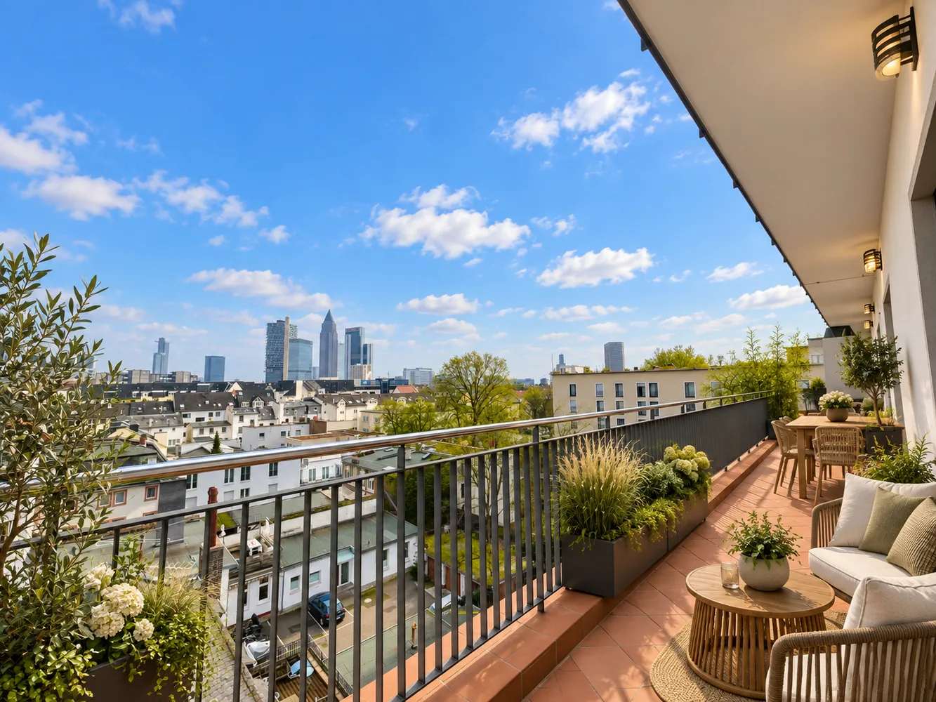 3 Zimmer Wohnung mit 106 m² in Frankfurt am Main – Bild 6