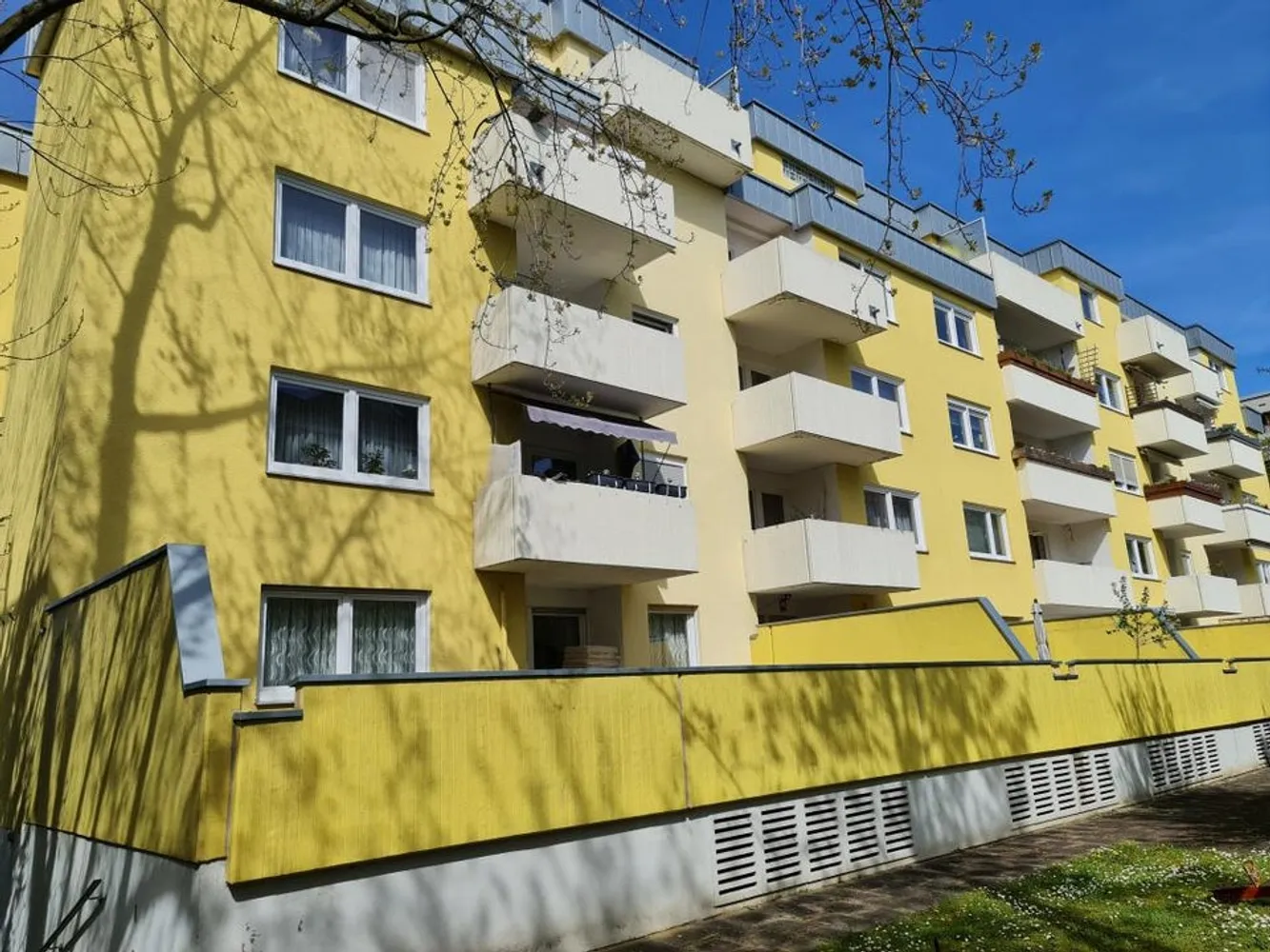 2 Zimmer Wohnung mit 70 m² in Köln – Bild 8