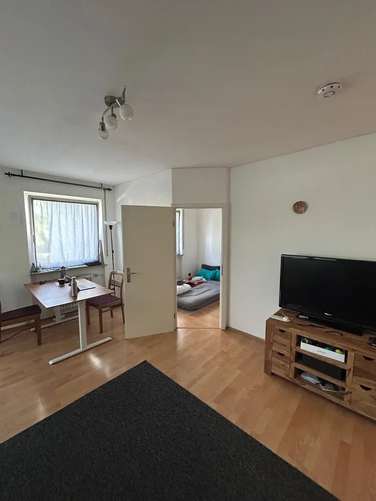 2 room apartment with 42 m² in Stuttgart – Photo 5