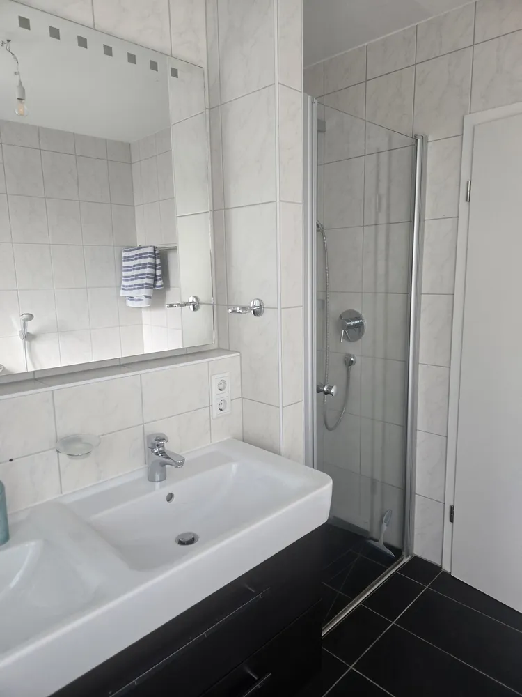 3 Zimmer Wohnung mit 80 m² in München – Bild 4