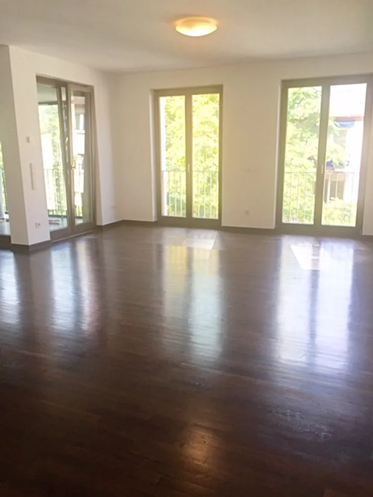 4 room apartment with 225 m² in Frankfurt am Main – Photo 1