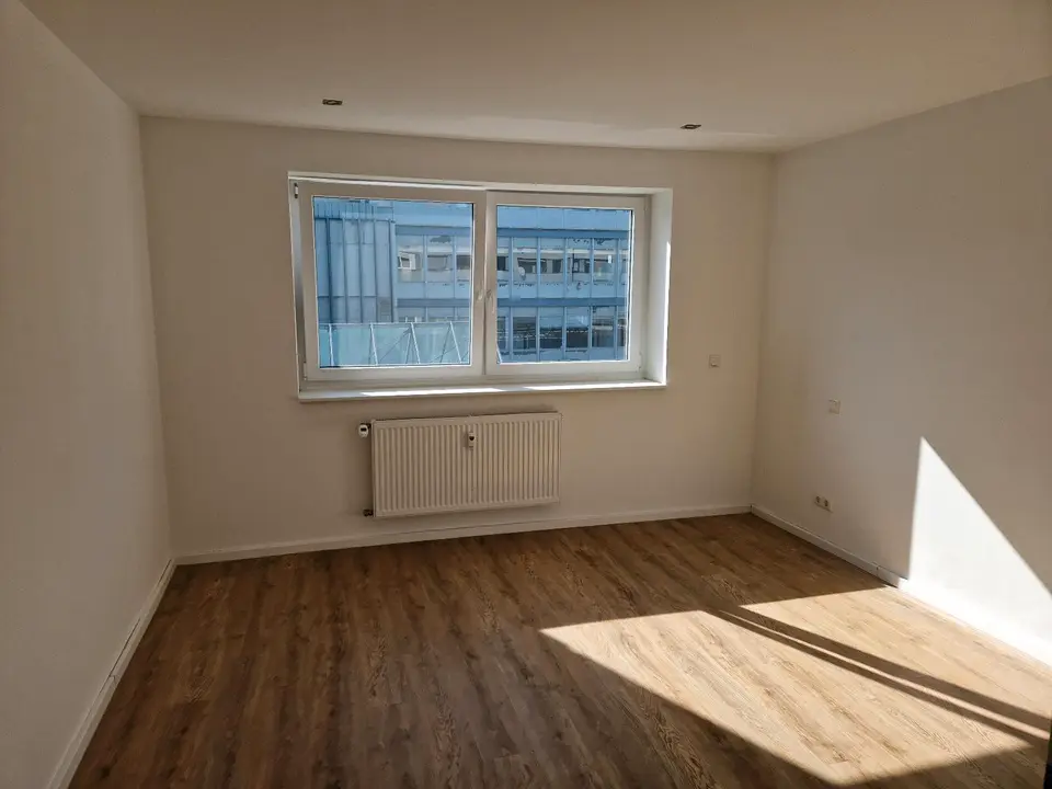 2 Zimmer Wohnung mit 70 m² in Siegen – Bild 4