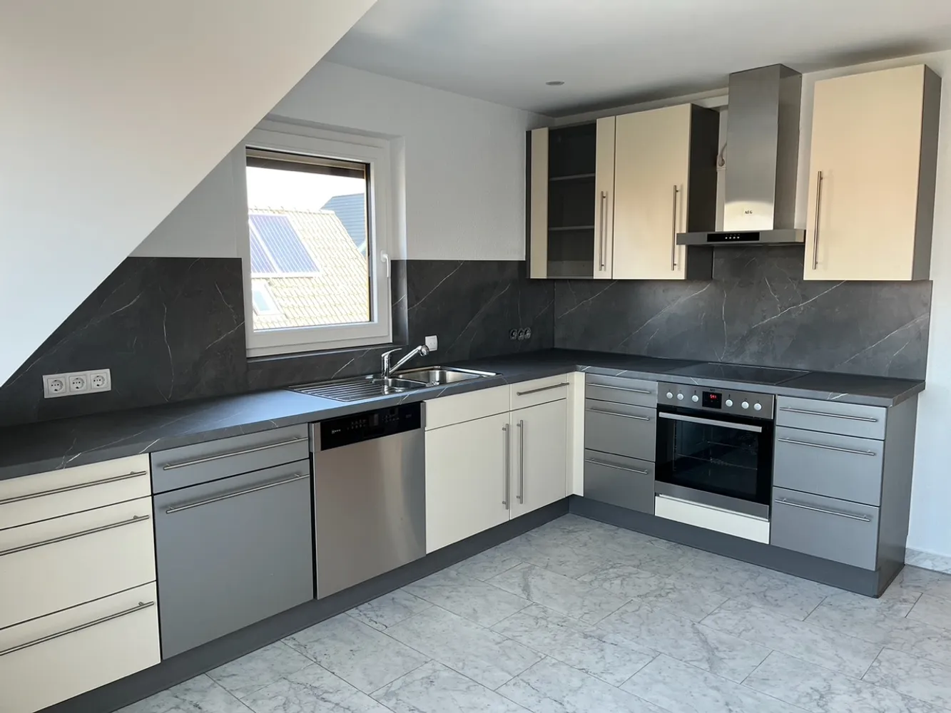 3 Zimmer Wohnung mit 100 m² in Nürnberg – Bild 12