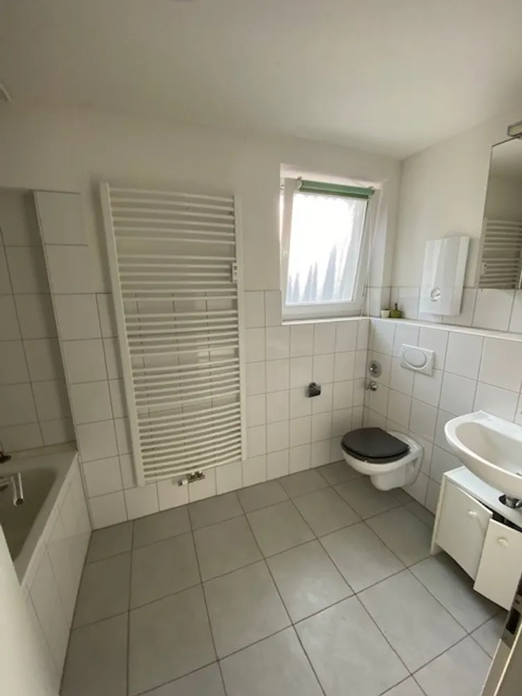 2 Zimmer Wohnung mit 55 m² in Krefeld – Bild 6
