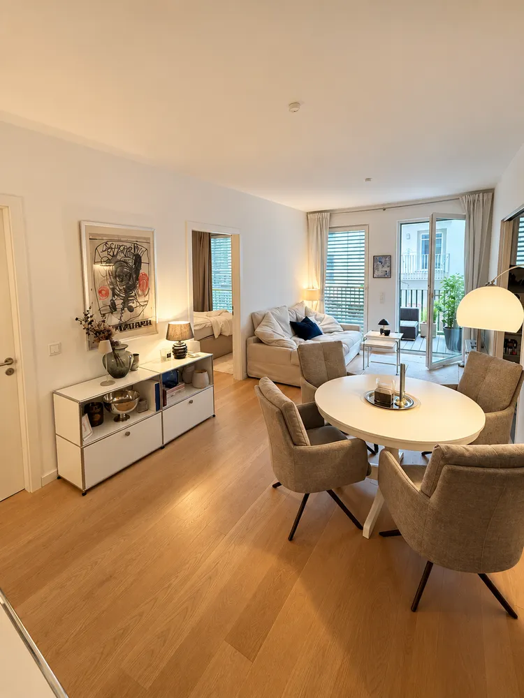 2 room apartment with 55 m² in Frankfurt am Main – Photo 1