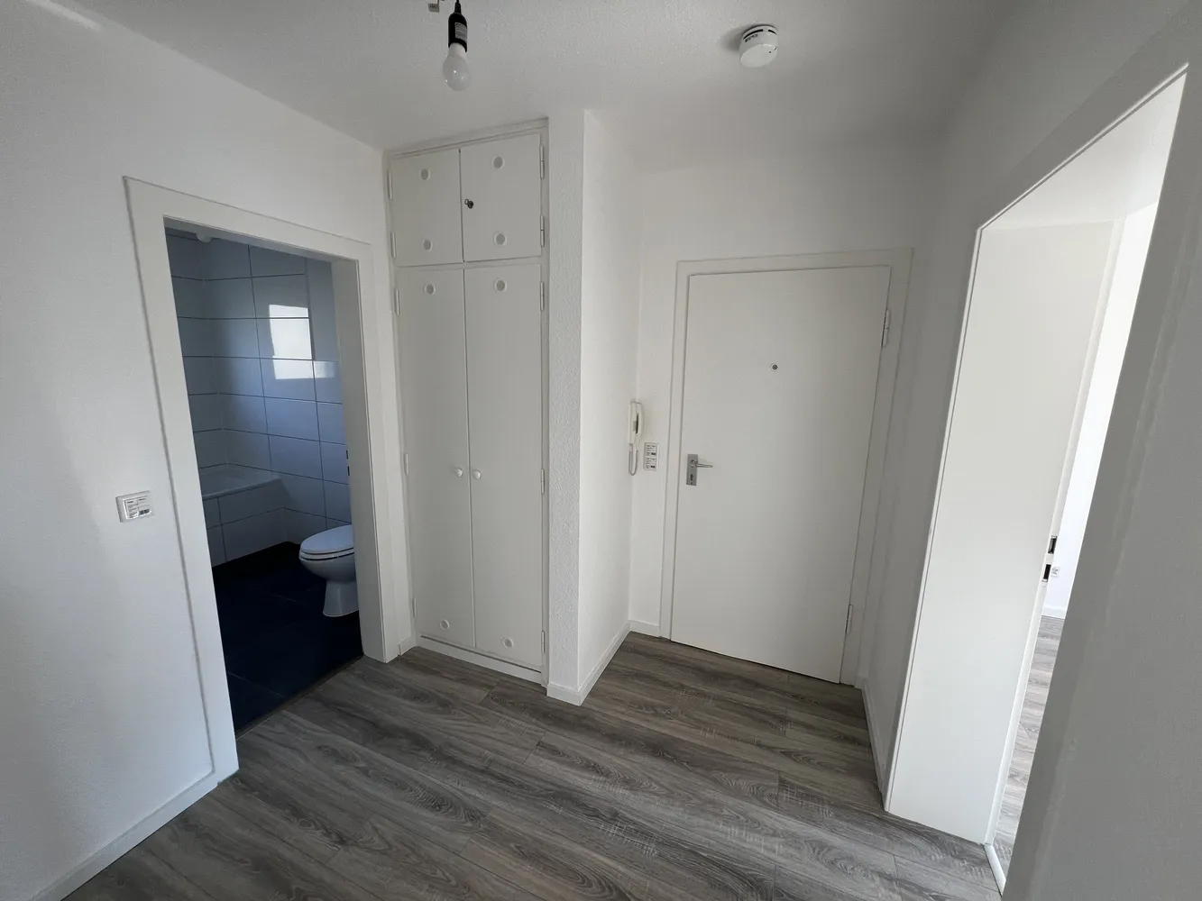 2 room apartment with 63 m² in Duisburg – Photo 8