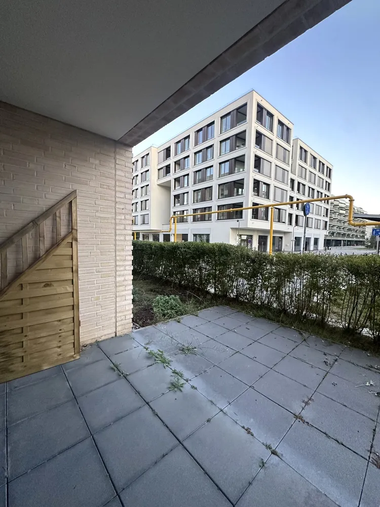 2 Zimmer Wohnung mit 81 m² in Berlin – Bild 1