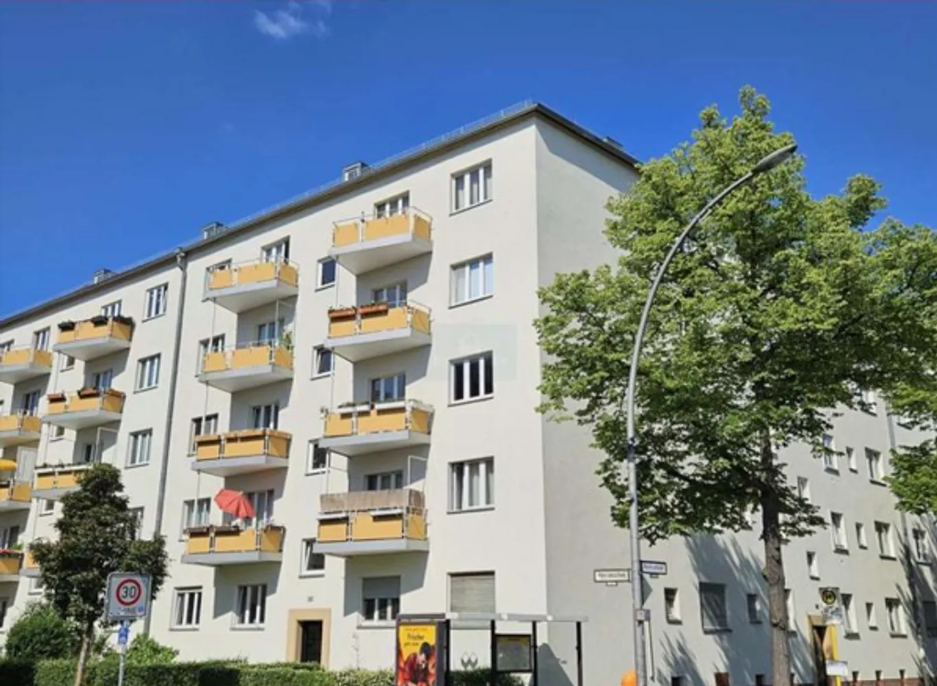 3 Zimmer Wohnung mit 72 m² in Berlin – Bild 2
