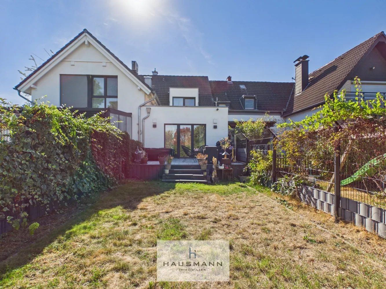 2 Zimmer Haus mit 85 m² in Düsseldorf – Bild 3