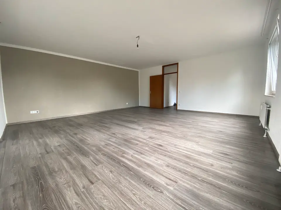 2 Zimmer Wohnung mit 72 m² in Wuppertal – Bild 3