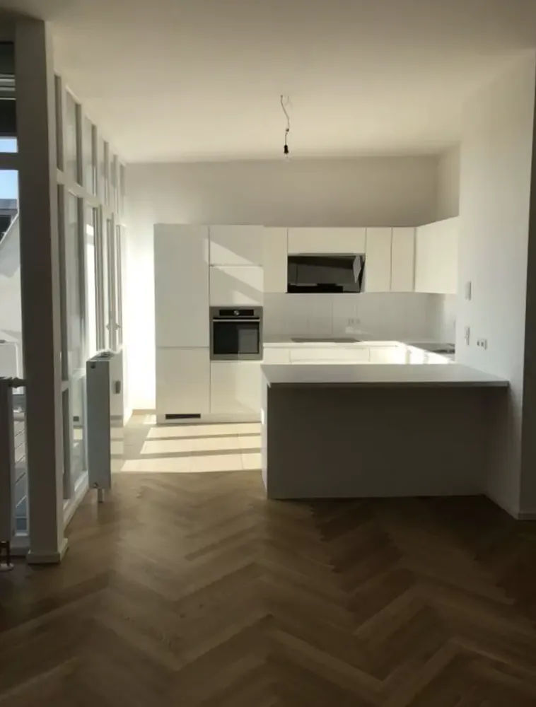 5 Zimmer Wohnung mit 156 m² in Berlin – Bild 7