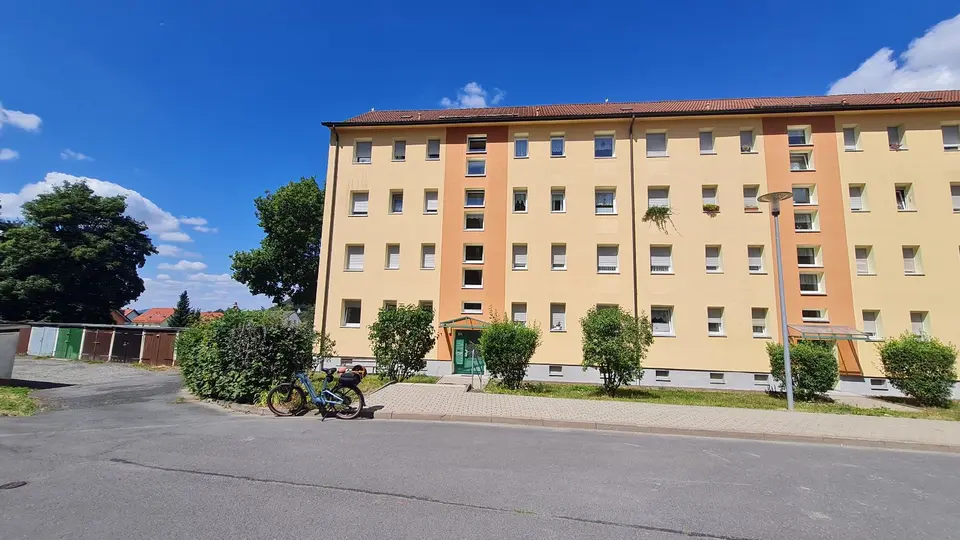 3 Zimmer Wohnung mit 60 m² in Suhl – Bild 3