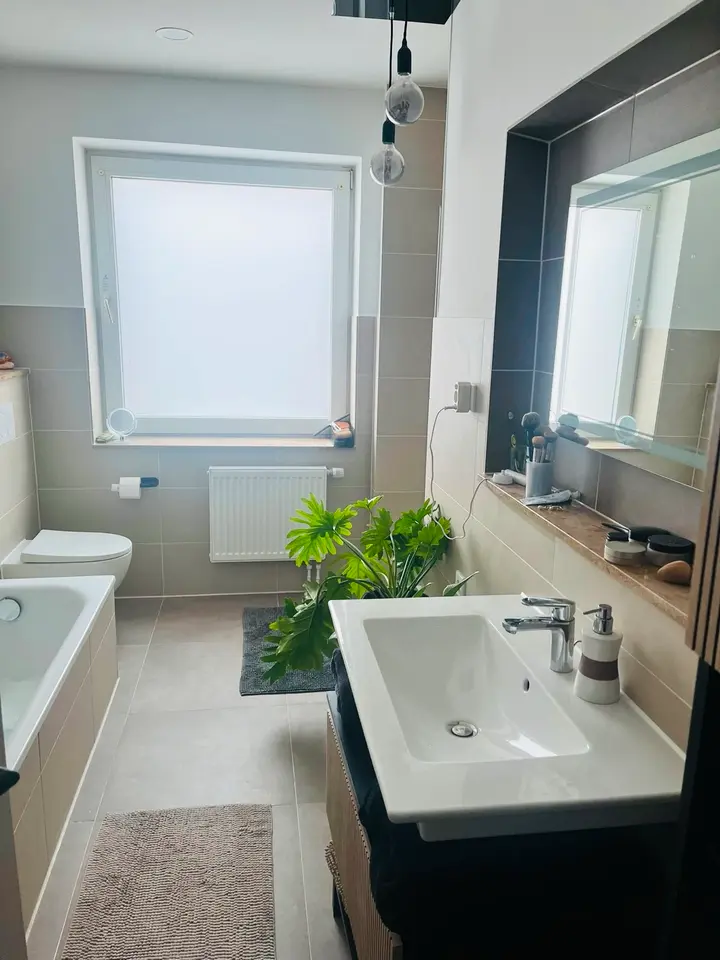 6 Zimmer Wohnung mit 110 m² in Hannover – Bild 7