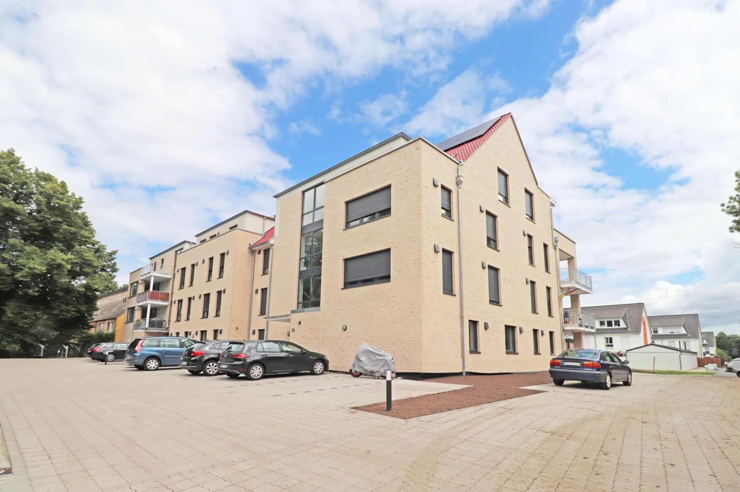 4 Zimmer Wohnung mit 120 m² in Bremen – Bild 1