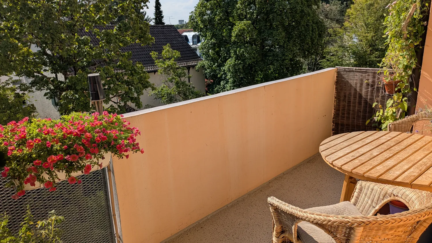 3 Zimmer Wohnung mit 100 m² in München – Bild 2