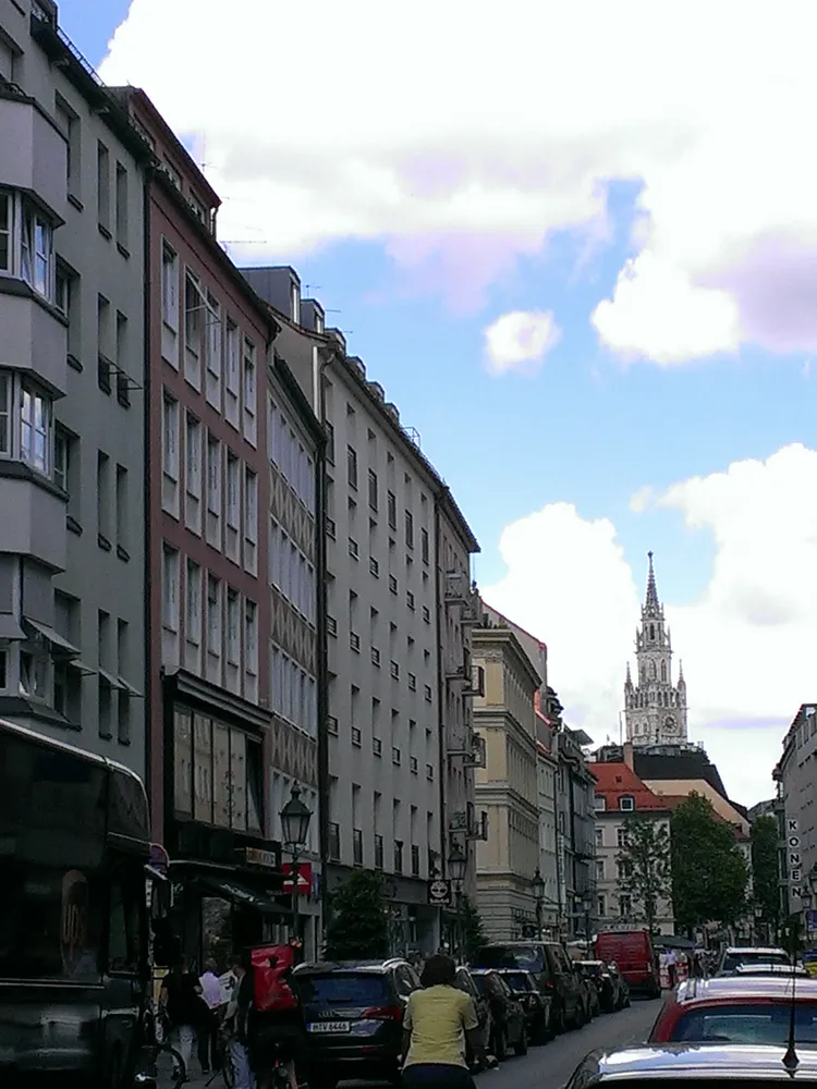 1 room apartment with 28 m² in Munich – Photo 5