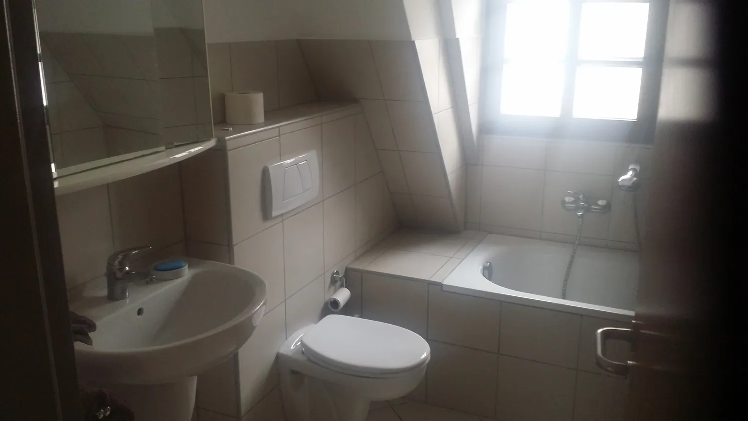 4 Zimmer Wohnung mit 104 m² in Mainz – Bild 2