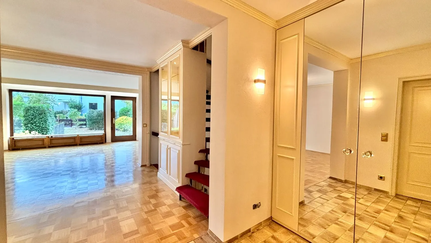 5 Zimmer Haus mit 149 m² in Wiesbaden – Bild 7