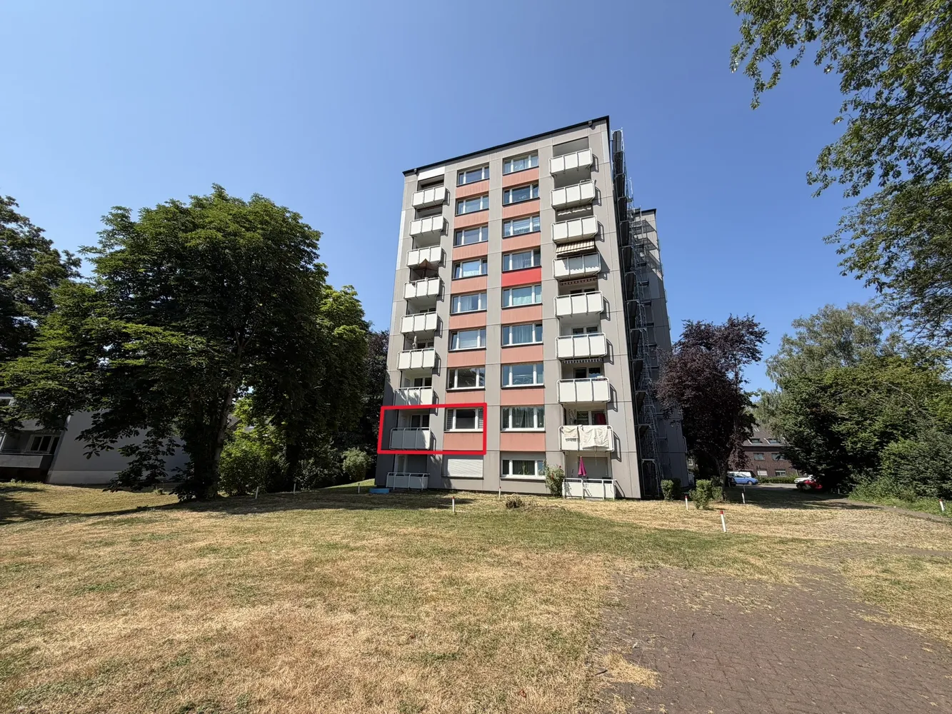 3 Zimmer Wohnung mit 76 m² in Duisburg – Bild 1