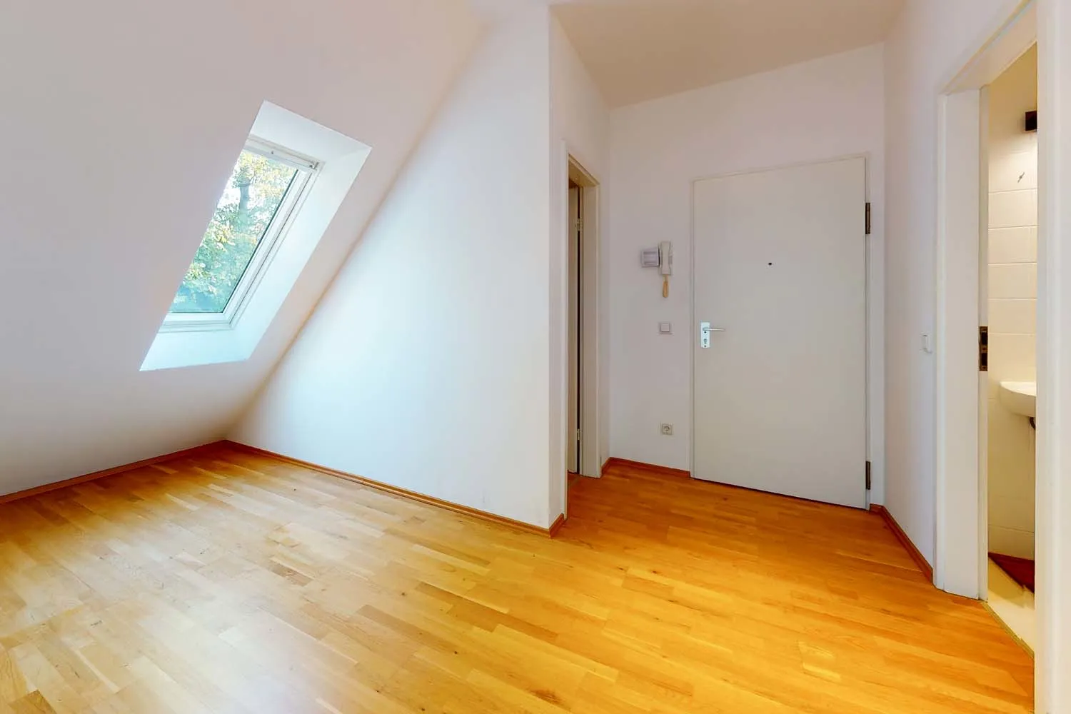 2 Zimmer Wohnung mit 85 m² in Düsseldorf – Bild 10