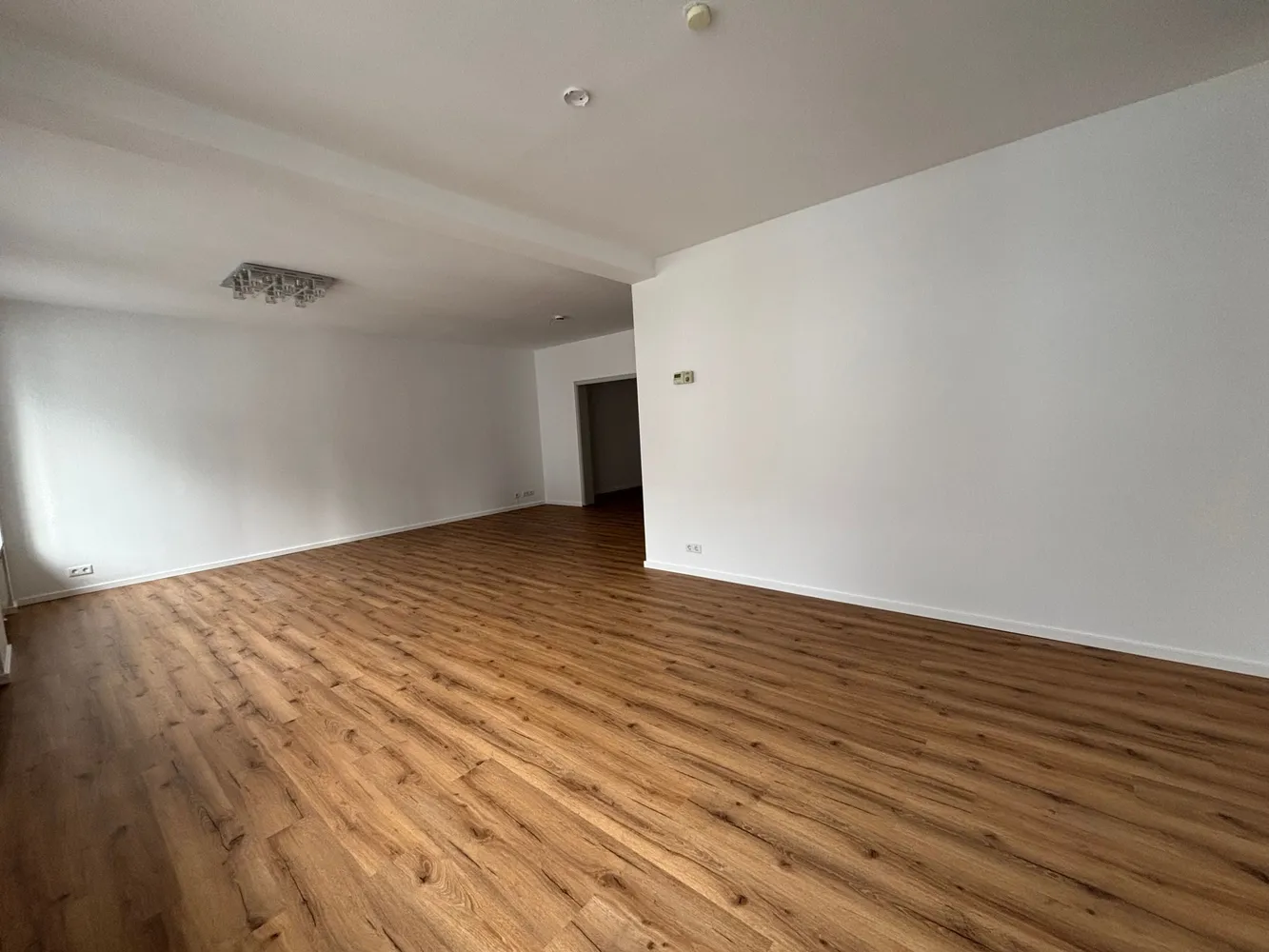 3 Zimmer Wohnung mit 116 m² in Frankfurt am Main – Bild 7