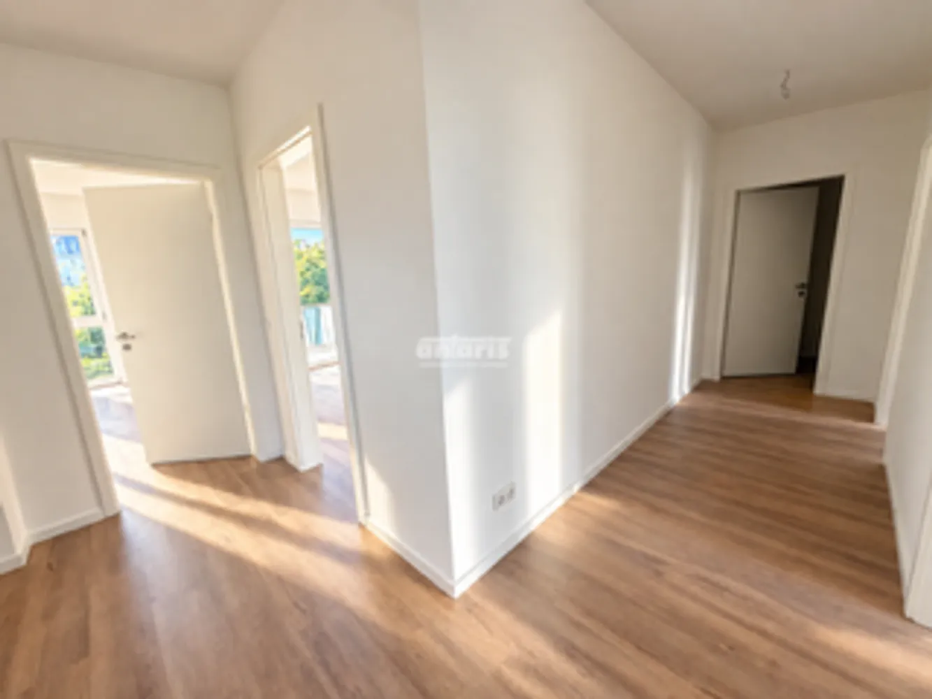 4 Zimmer Wohnung mit 114 m² in Erfurt – Bild 2