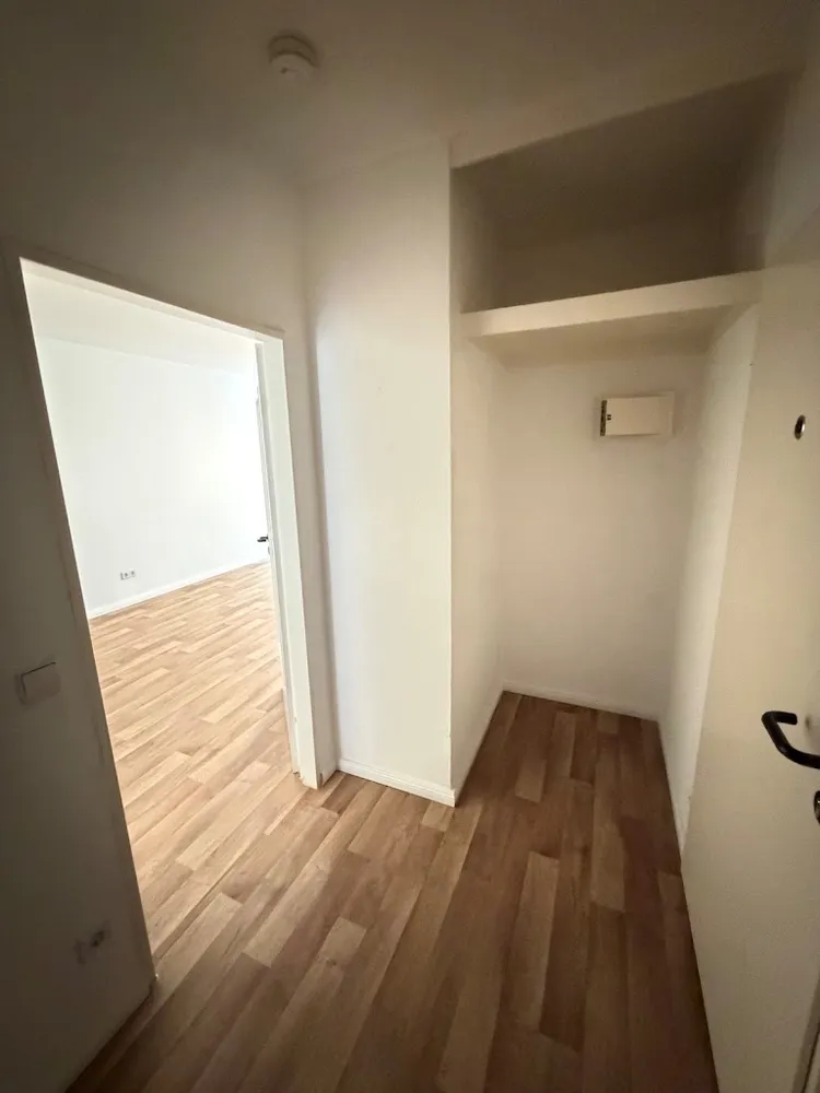 2 Zimmer Wohnung mit 65 m² in Berlin – Bild 6