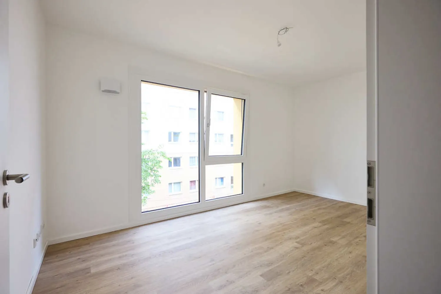 4 Zimmer Wohnung mit 120 m² in Berlin – Bild 5