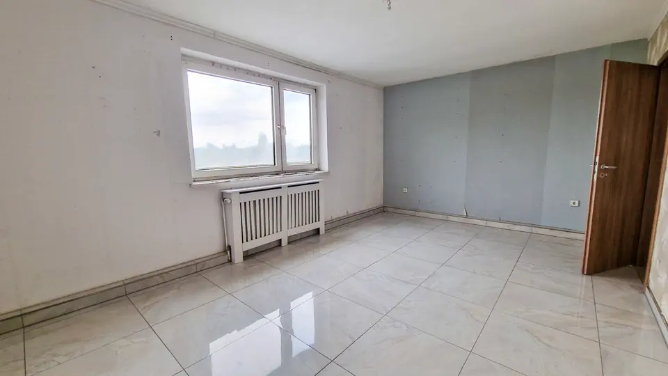 4 Zimmer Wohnung mit 116 m² in Duisburg – Bild 2