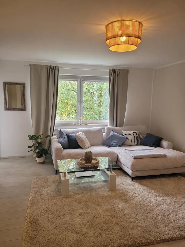 2 Zimmer Wohnung mit 75 m² in Wiesbaden – Bild 2