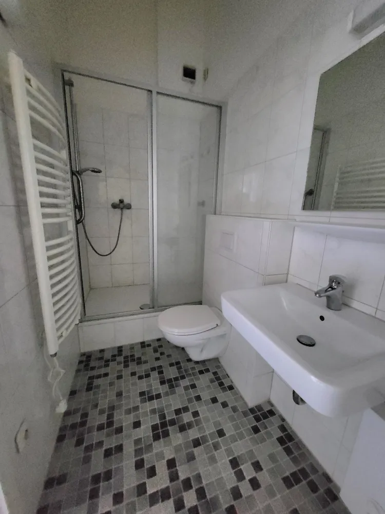 2 room apartment with 44 m² in Duisburg – Photo 4