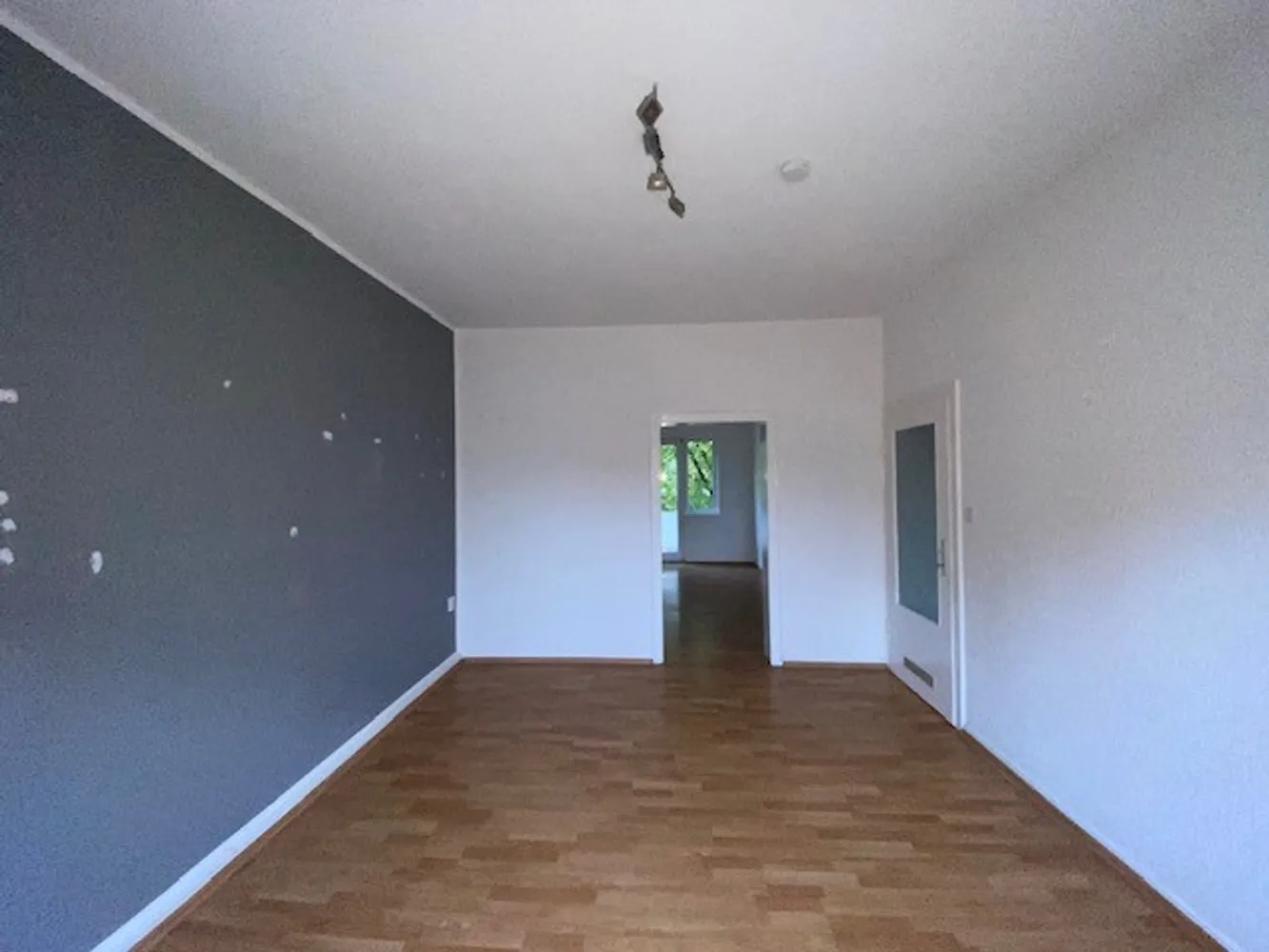 2 room apartment with 46 m² in Krefeld – Photo 6