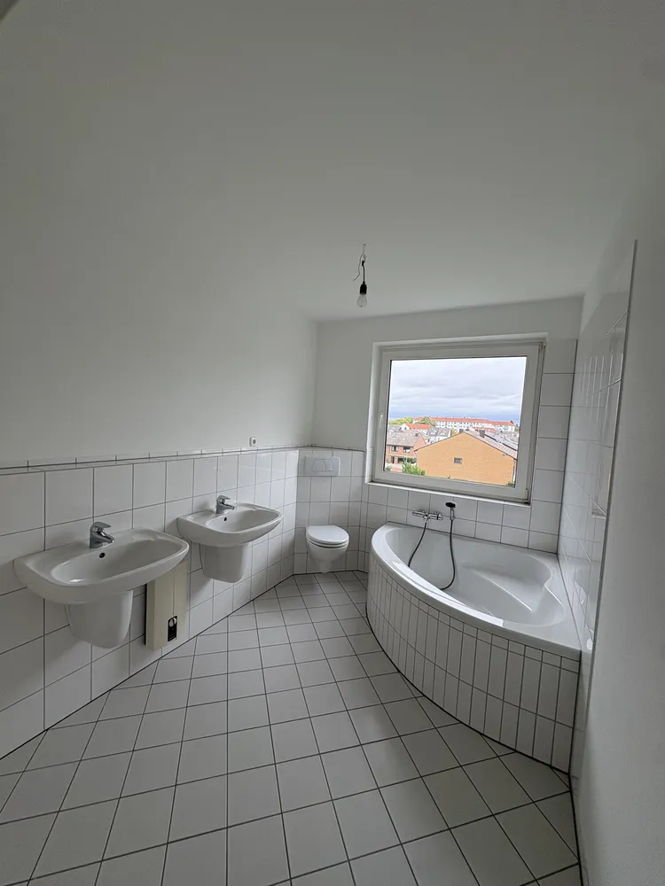 3 Zimmer Wohnung mit 104 m² in Düren – Bild 1