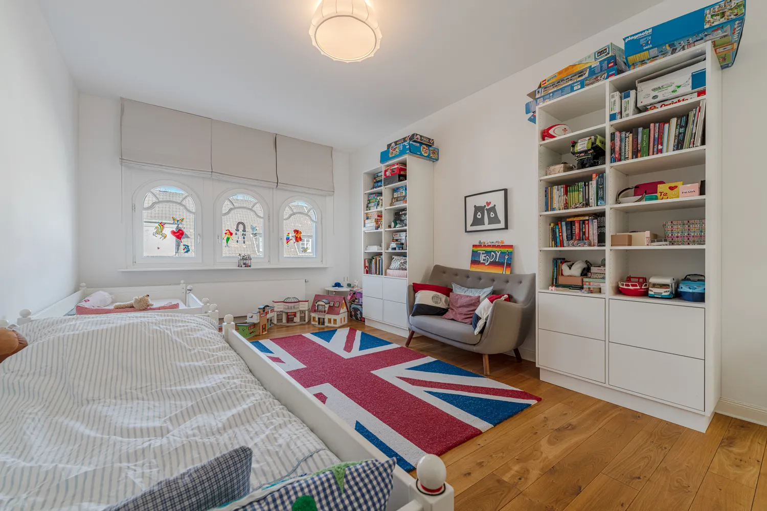 2 Zimmer Wohnung mit 100 m² in Düsseldorf – Bild 4