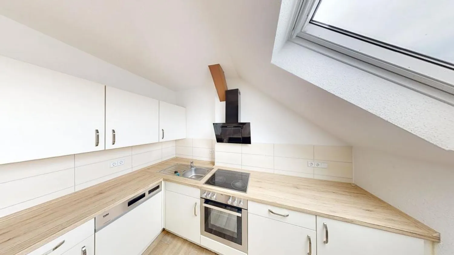 2 Zimmer Wohnung mit 86 m² in Chemnitz – Bild 7