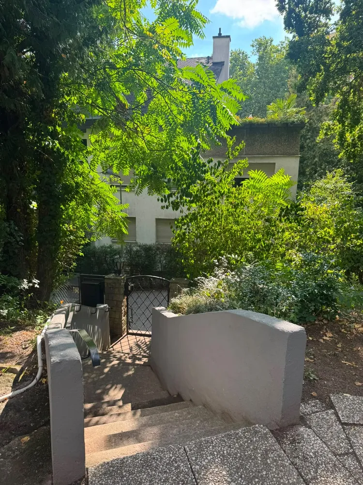 4 Zimmer Wohnung mit 80 m² in Frankfurt am Main – Bild 2