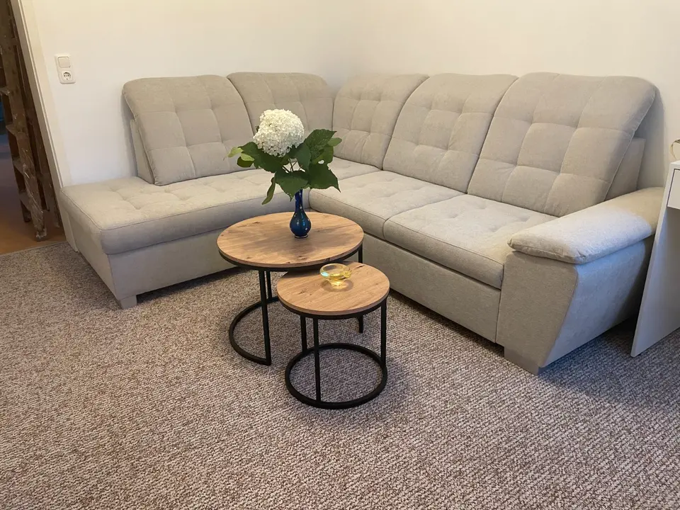 14 Zimmer Wohnung mit 52 m² in Rostock – Bild 1
