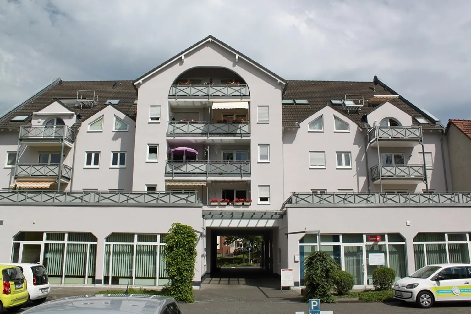 2 Zimmer Wohnung mit 64 m² in Leverkusen – Bild 1