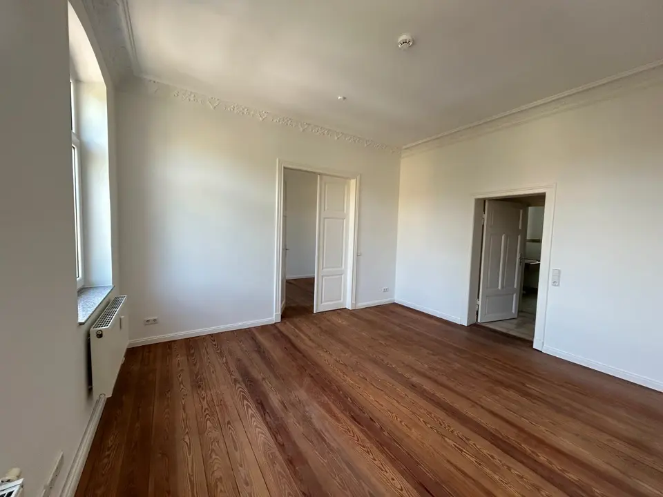 2 Zimmer Wohnung mit 72 m² in Schwerin – Bild 1