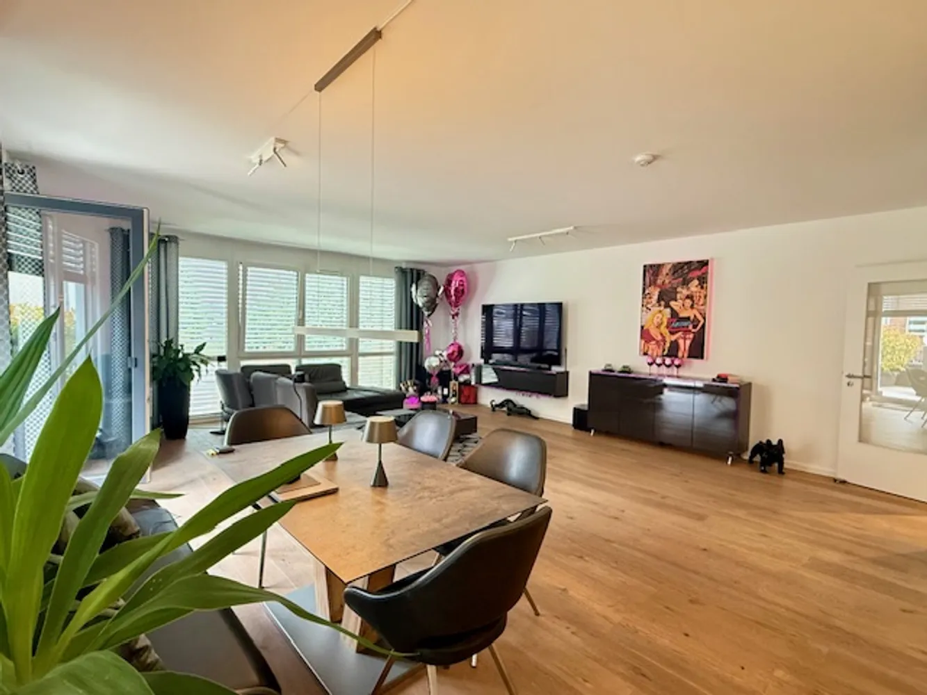 4 Zimmer Wohnung mit 160 m² in Aachen – Bild 1