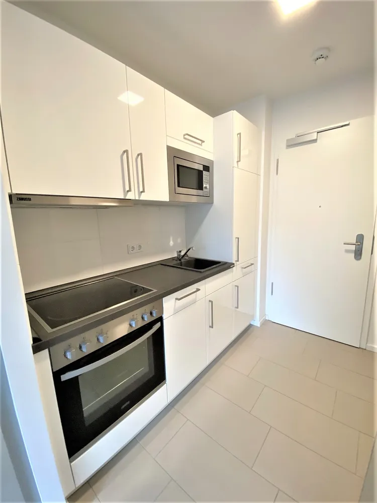 1 room apartment with 30 m² in Berlin – Photo 6