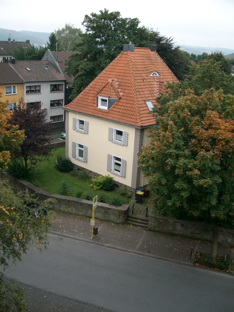 7 Zimmer Wohnung mit 168 m² in Wuppertal – Bild 1