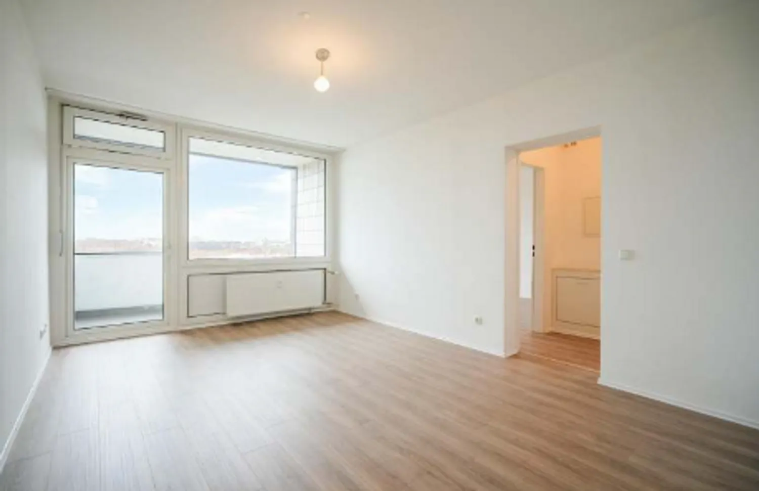4 Zimmer Wohnung mit 65 m² in Duisburg – Bild 1