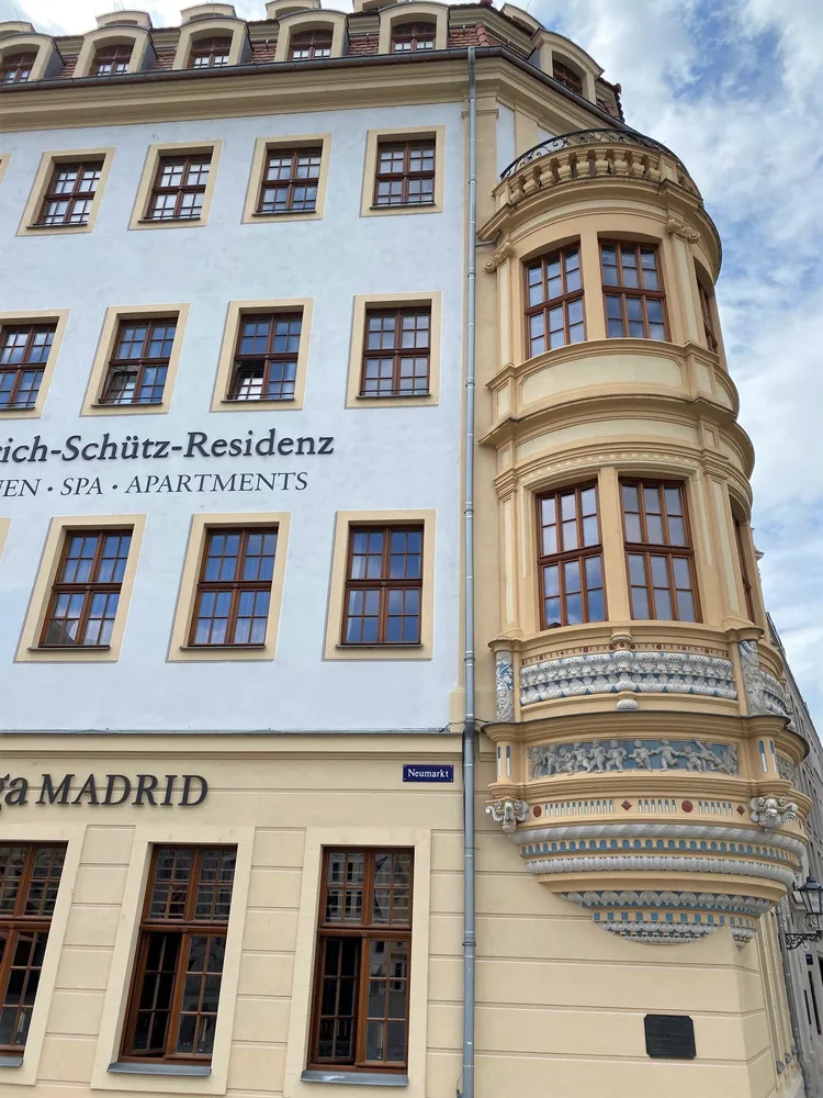 2 Zimmer Wohnung mit 78 m² in Dresden – Bild 2
