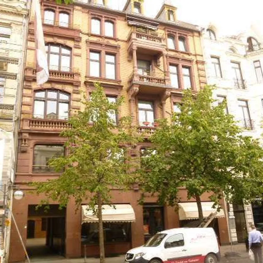 3 Zimmer Wohnung mit 200 m² in Wiesbaden – Bild 1