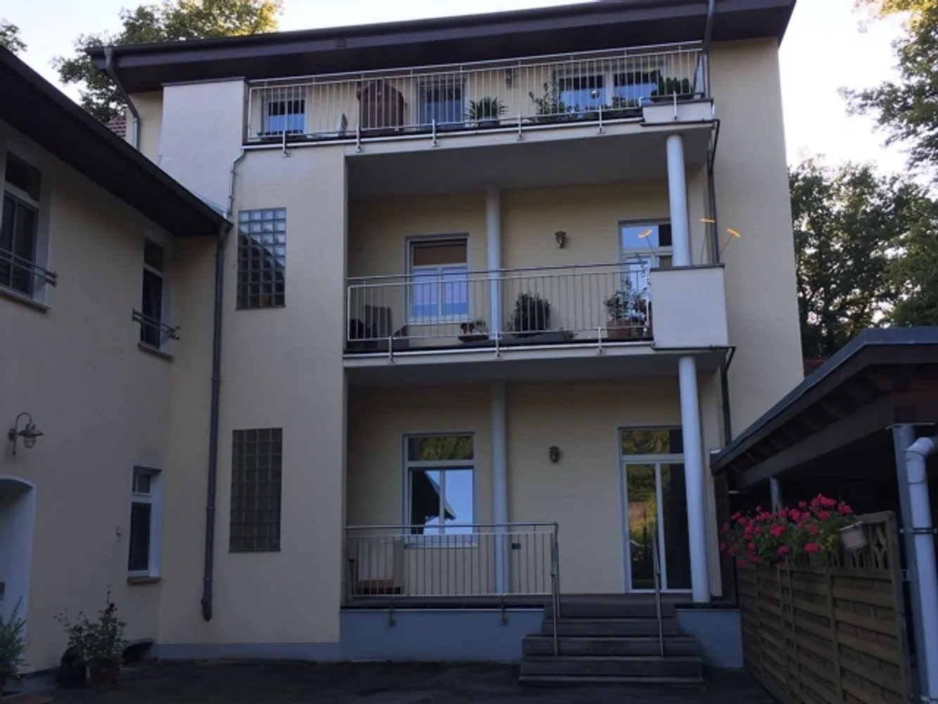 3 Zimmer Wohnung mit 106 m² in Hamburg – Bild 3