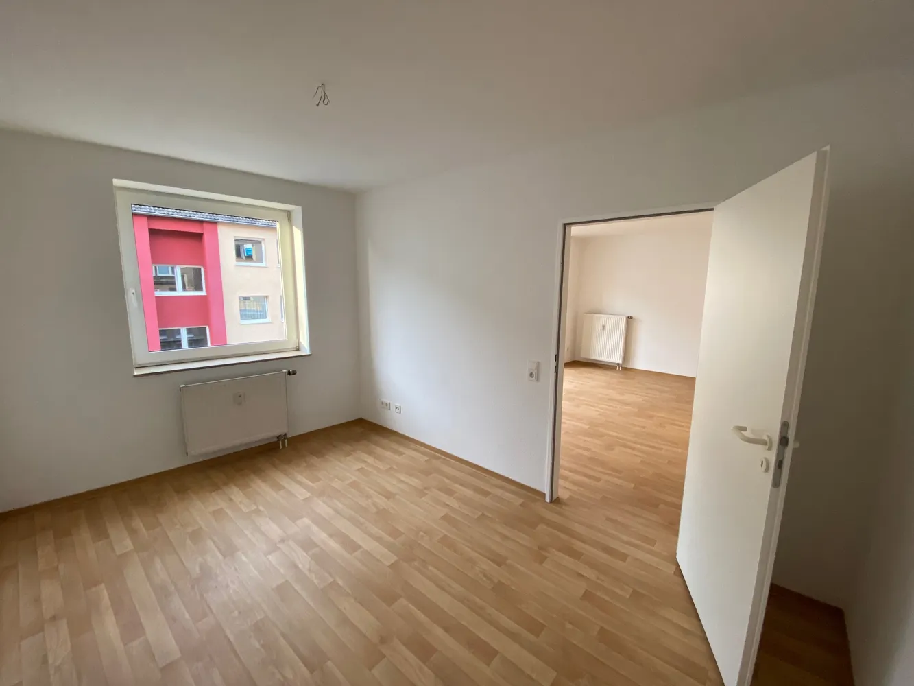 2 Zimmer Wohnung mit 4 m² in Köln – Bild 6